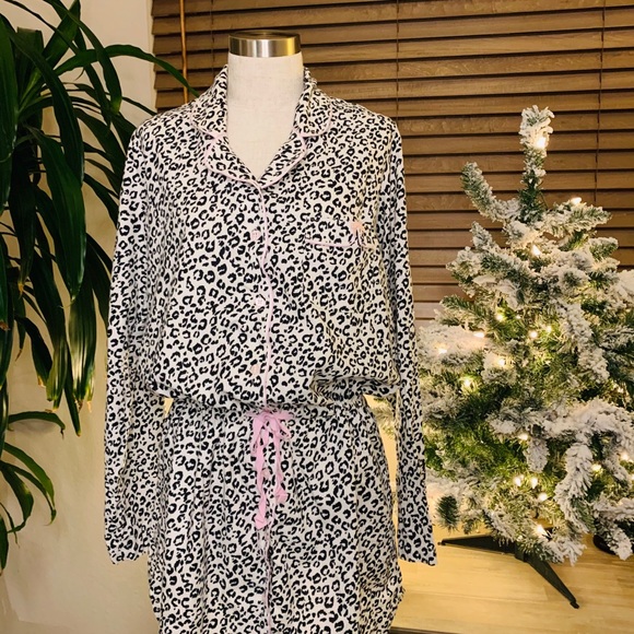 Victoria Secret Sleep/Lounge Tunic - Picture 2 of 5